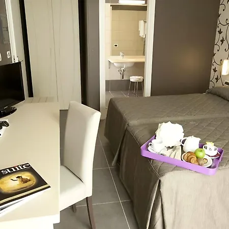 Hotel Sunrise 4*